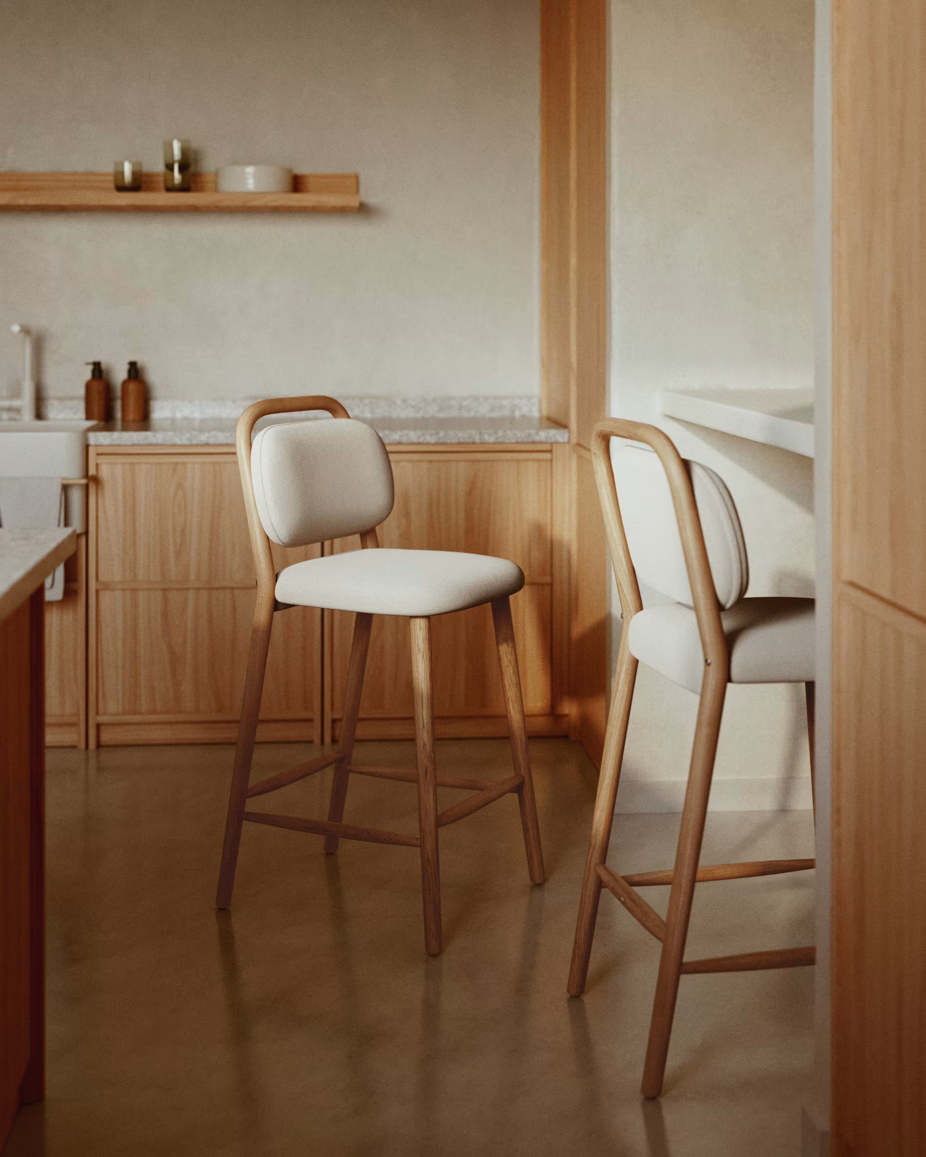 Helda High Stool